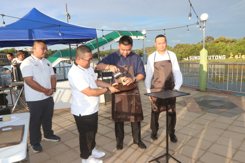 Majlis Pelancaran Senja Kopi.png
