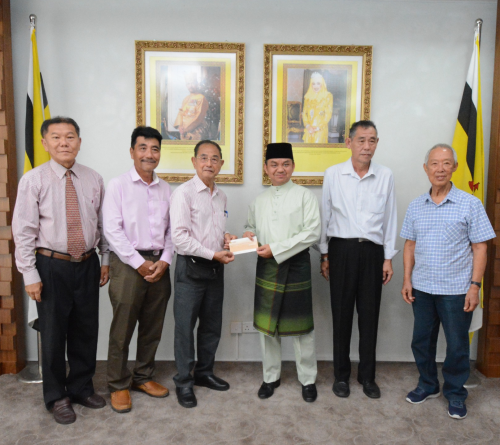 Penyampaian Derma Tabung Kebajikan Anak-Anak Yatim Daerah Tutong 2025.png
