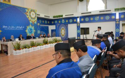 SESI MUZAKARAH YANG BERHORMAT MENTERI PENYELARAS BAGI DASAR-DASAR SOSIAL DAN TENAGA MANUSIA DAN MENTERI HAL EHWAL DALAM NEGERI BERSAMA PENGHULU MUKIM DAN KETUA KAMPUNG DAERAH TUTONG