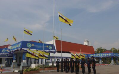 UPACARA PENURUNAN BENDERA NEGARA